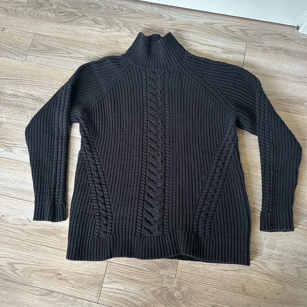 Lululemon Athletica Bring The Cozy Turtleneck Sweater in Black